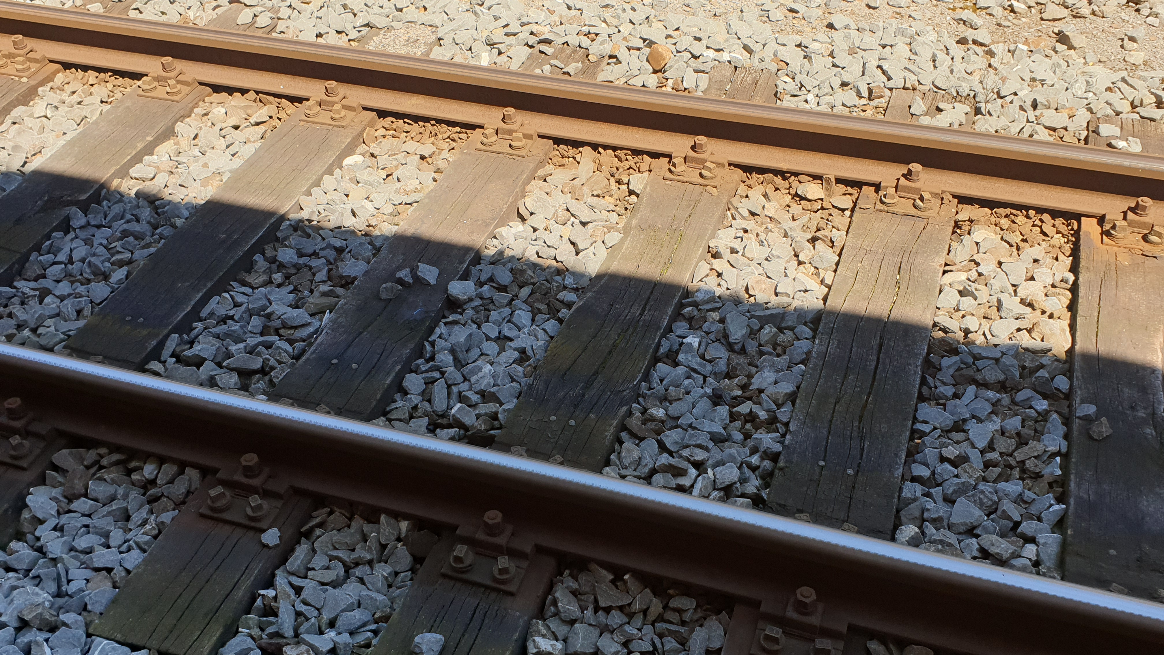 스위스 로잔역 구내.jpg