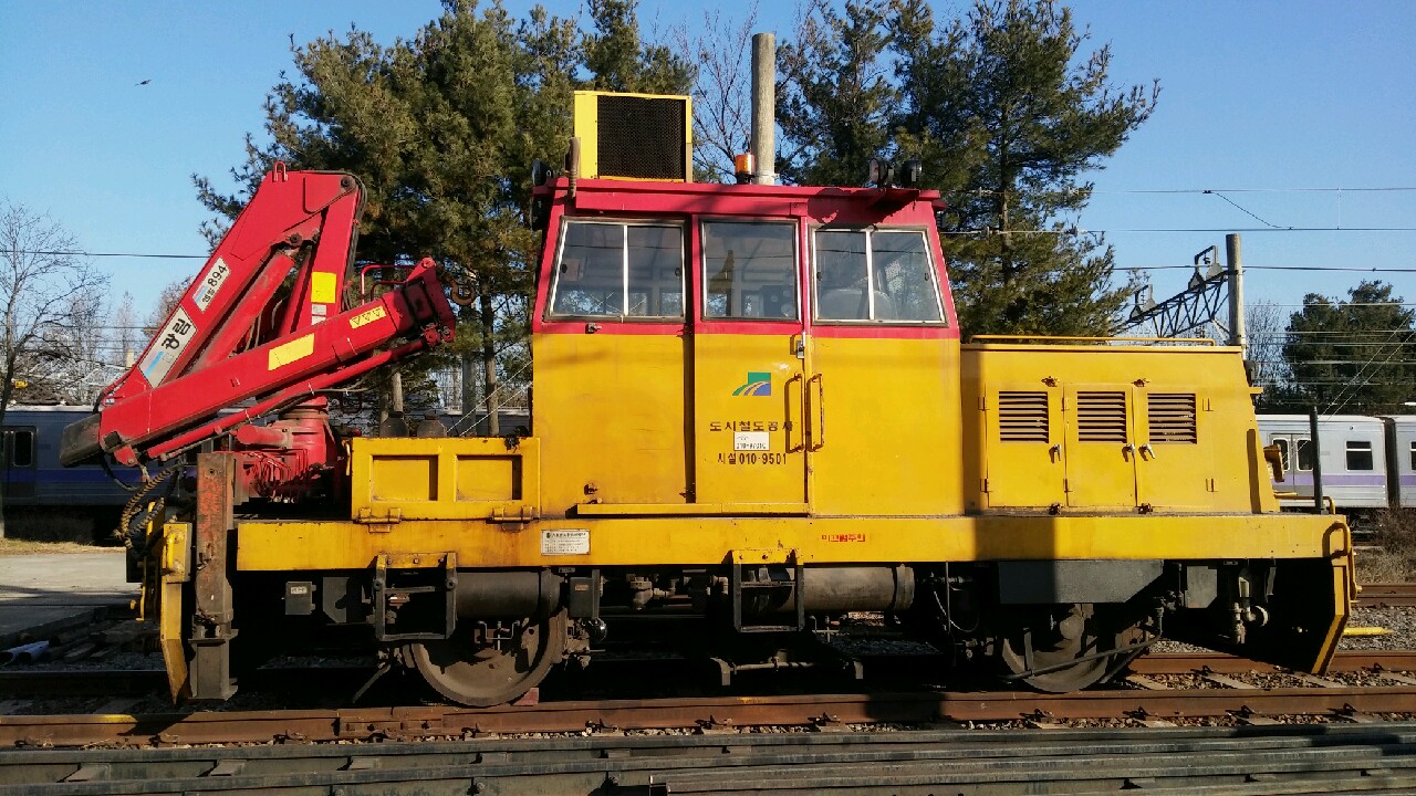 크레인 모터카.jpg