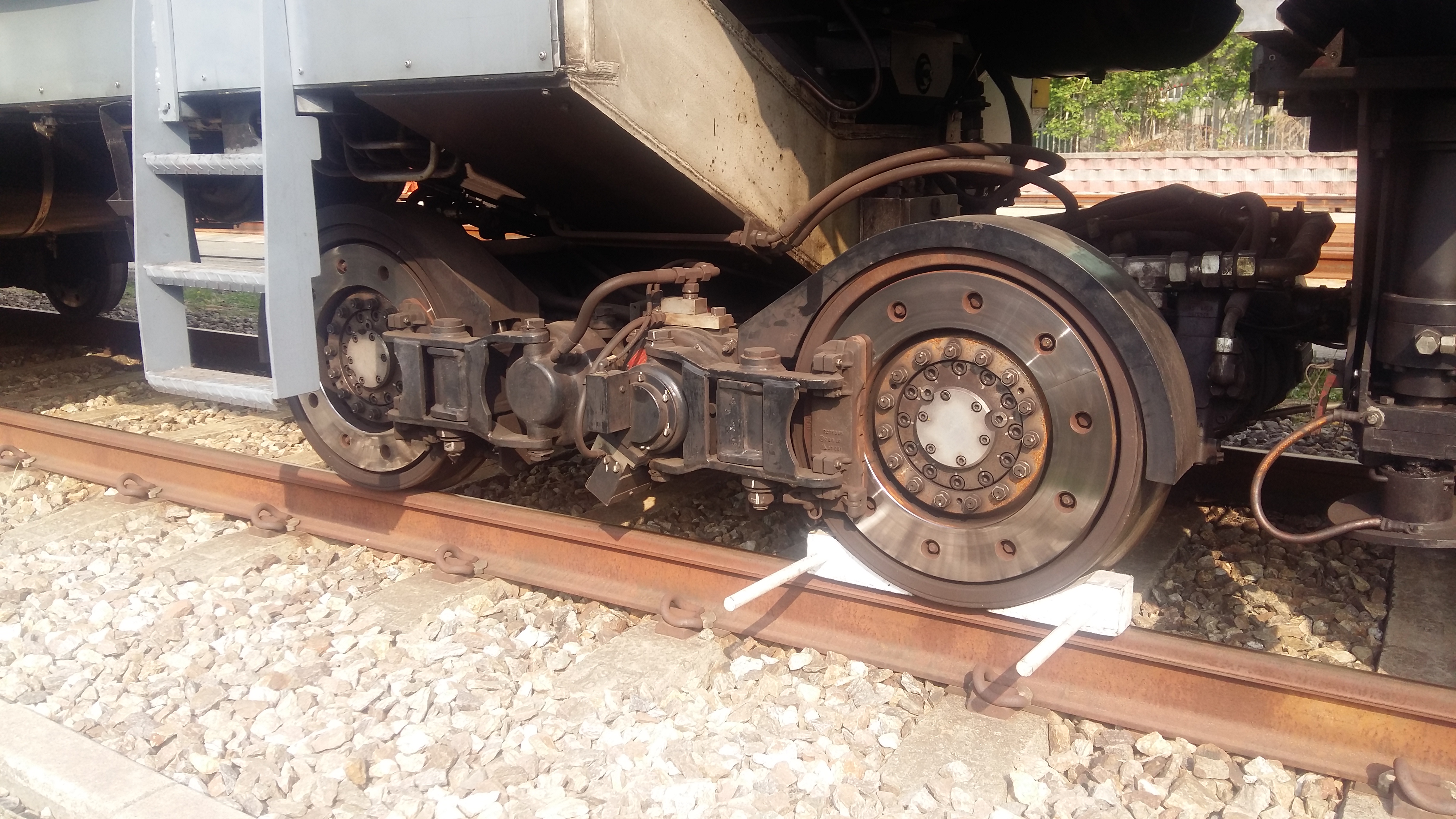 레일밀링차 대차_2.jpg