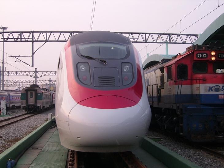 한국형 틸팅열차(TTX)_4.jpg