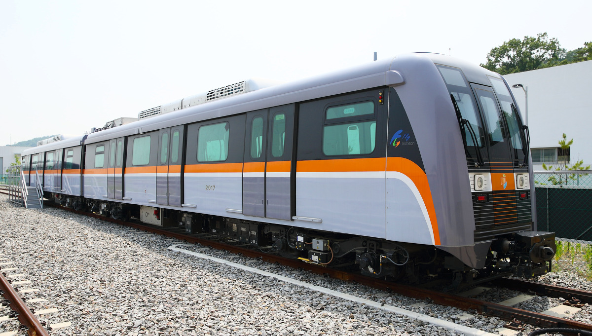 인천지하철2호선 전동차_1.jpg