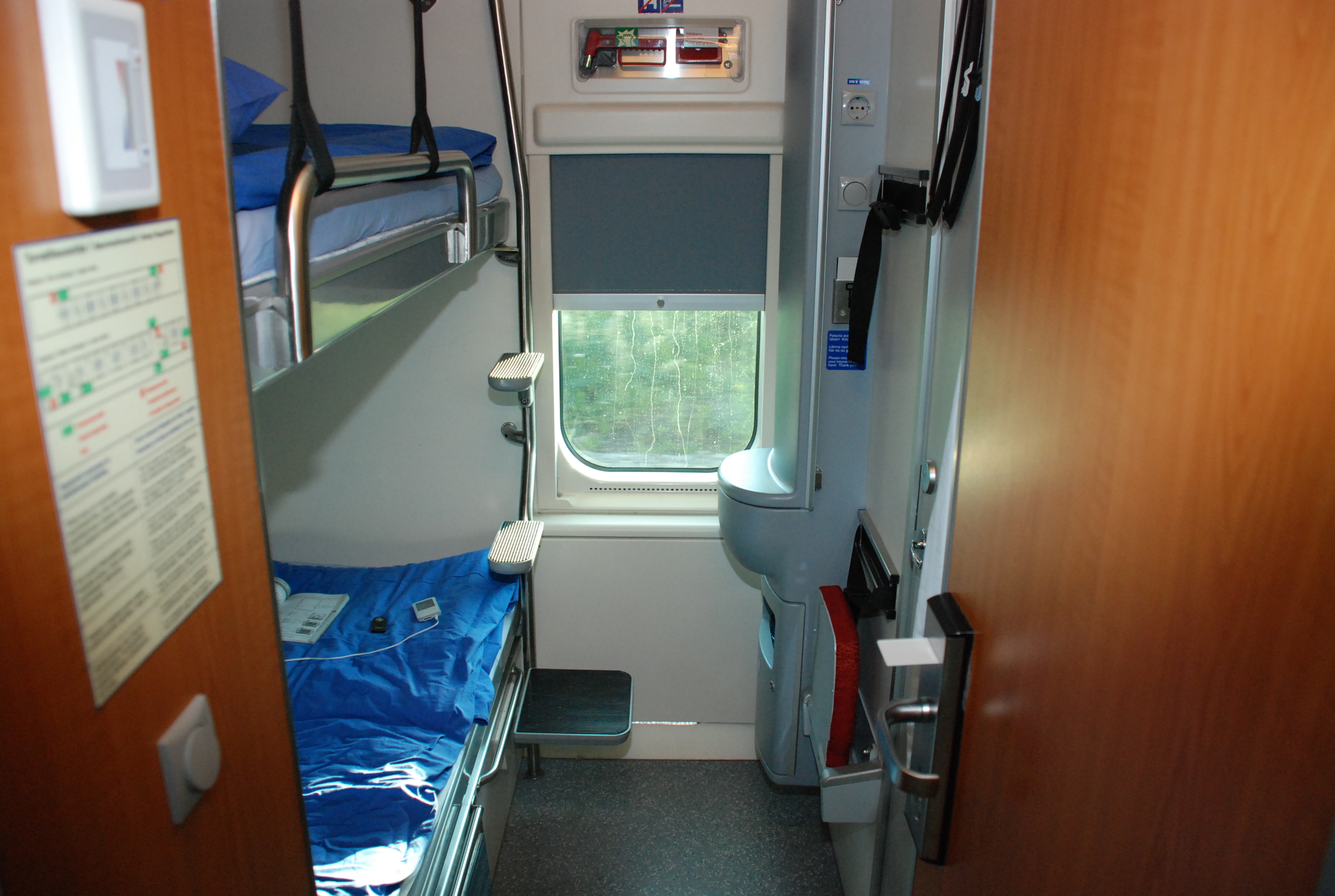 헬싱키 2인 침대기차.JPG