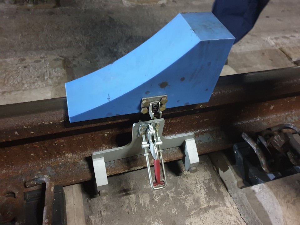 반전식 차륜막이_1.jpg